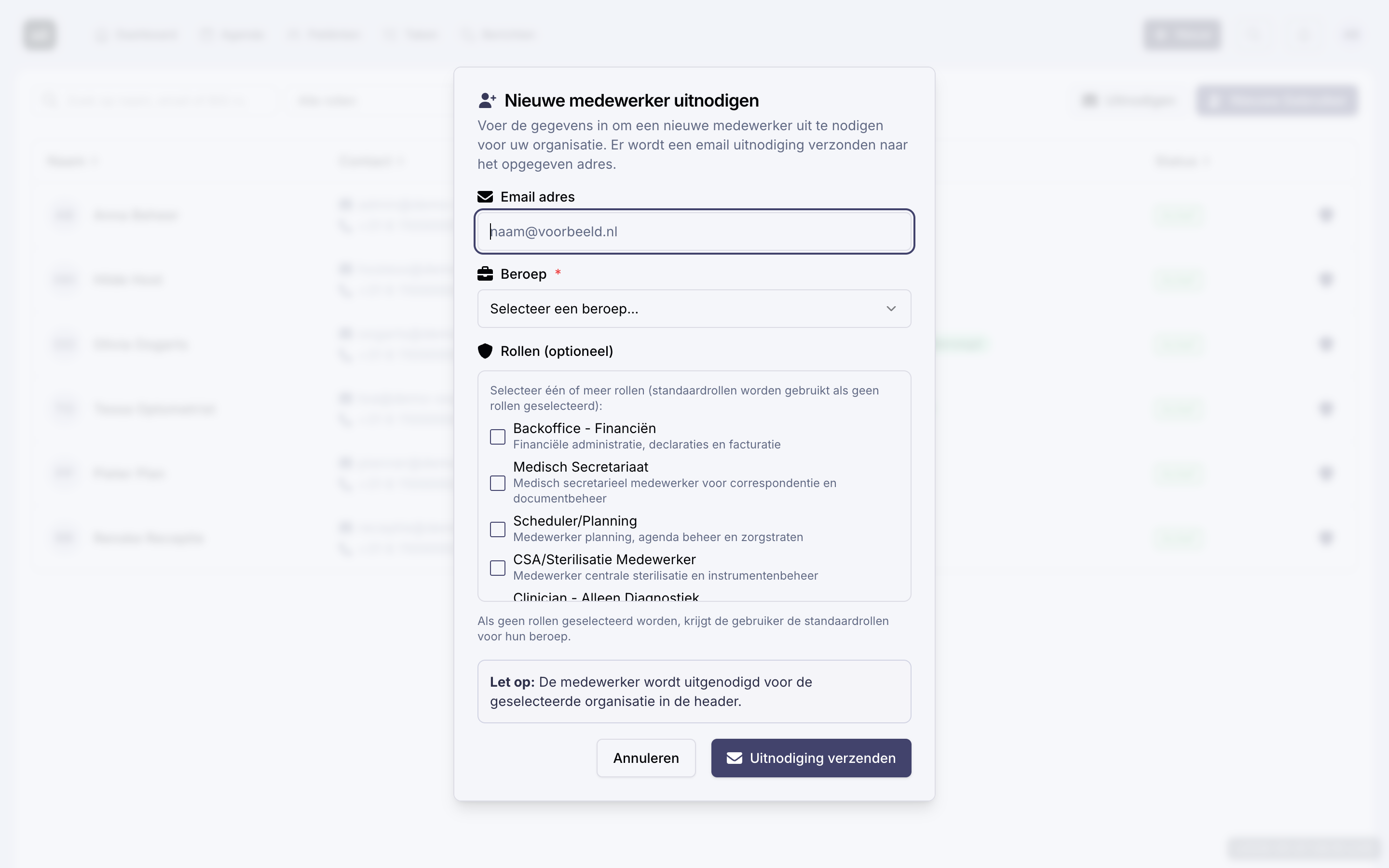Uitnodigingsvenster met velden Email adres